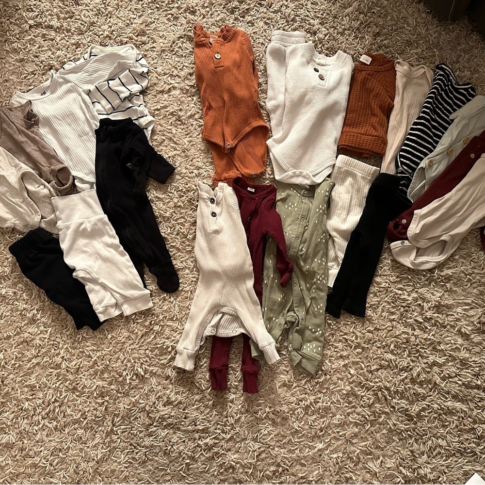Nb/0-3 m Gender Neutral Baby Onesies, Pants, and Jumpsuits